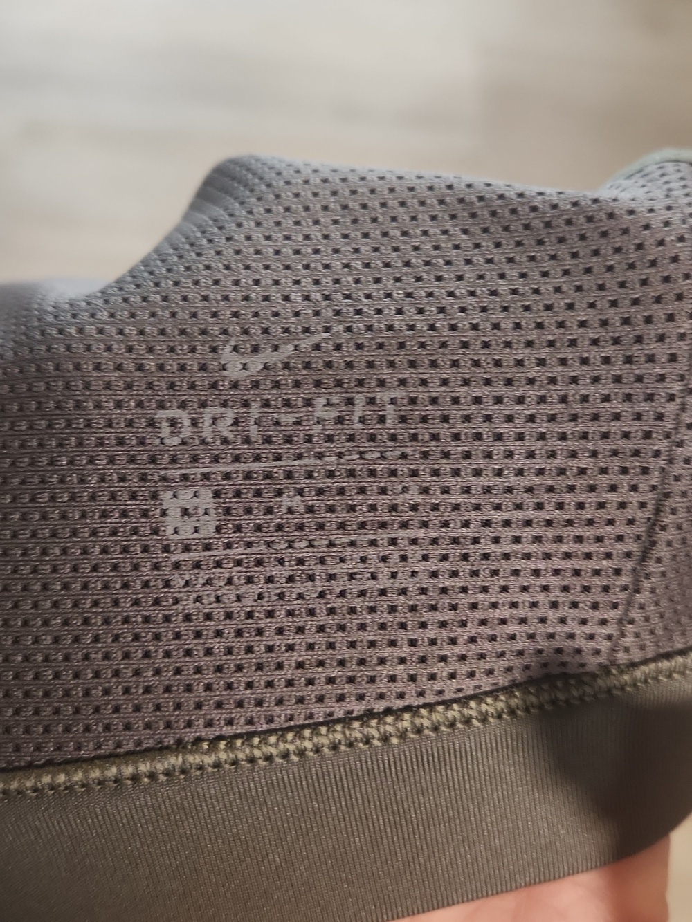 Nike Olive Green Strappy Sports Bra with Branded Elastic - Picture 4 of 4